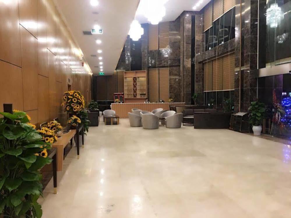 Muong Thanh Cua Dong Hotel Vinh Exterior foto