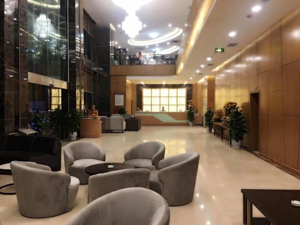 Muong Thanh Cua Dong Hotel Vinh Exterior foto