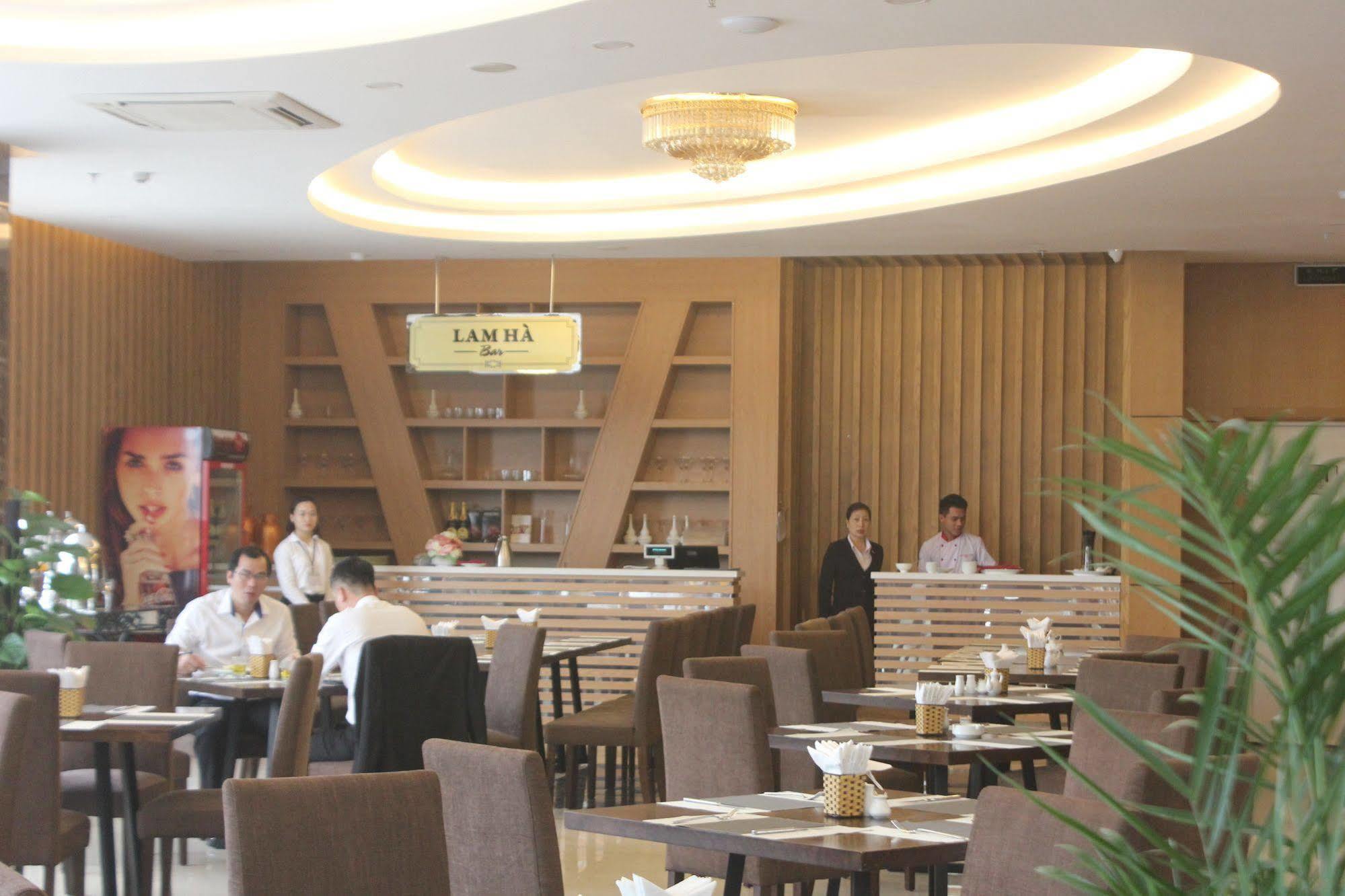 Muong Thanh Cua Dong Hotel Vinh Exterior foto