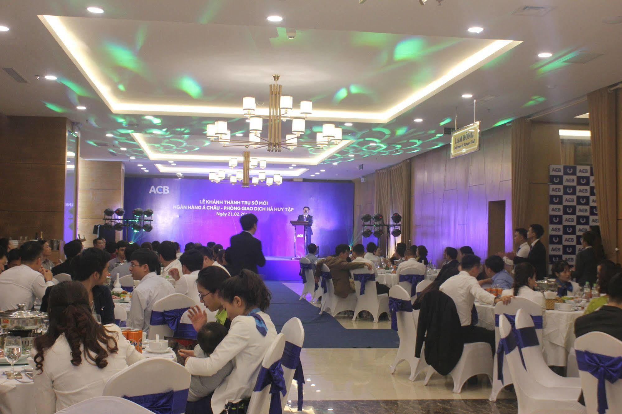 Muong Thanh Cua Dong Hotel Vinh Exterior foto